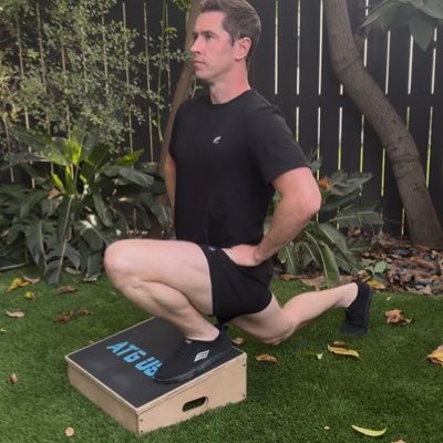 KneeOverToesGuy's profile picture