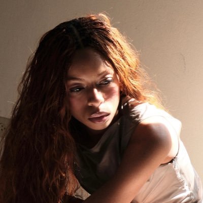 ravyn lenae's profile picture