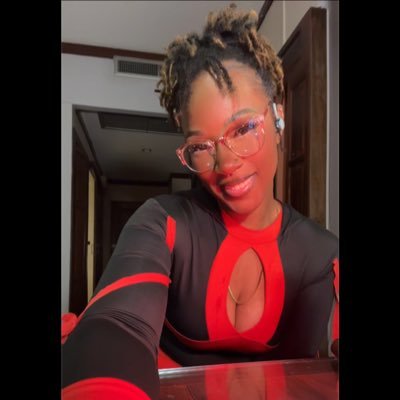 💕💕💕's profile picture