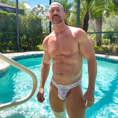 hyattonlife's profile picture