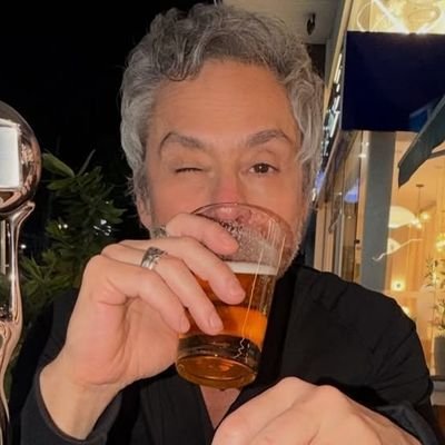 laryss's profile picture