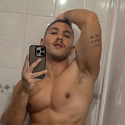 STUART's profile picture