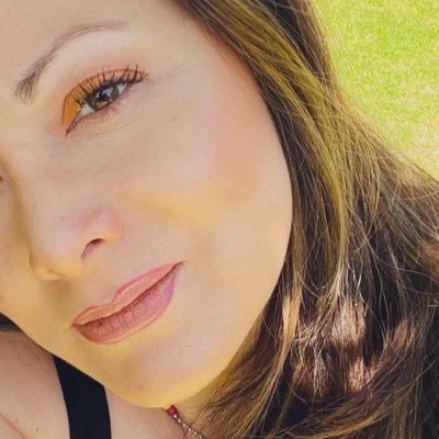 L' Evns 🌷's profile picture