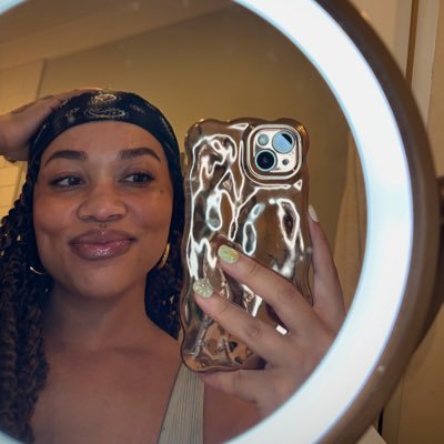 alesiavsworld's profile picture