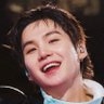 reem⁷ ⁱˢ ᵍᵒᵈᵈᵃᵐⁿ ˡᵒˢᵗ 的头像