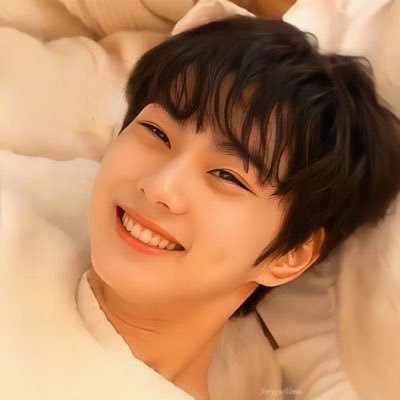 ochiw 𐙚⋆'s profile picture