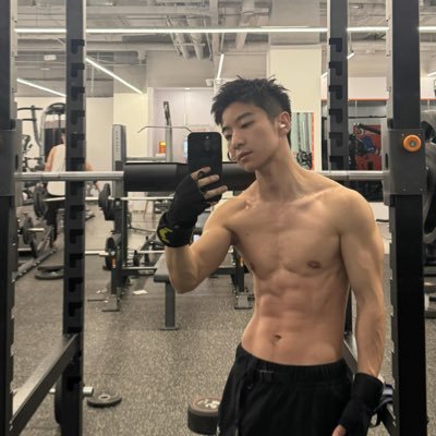 帝王纯冰 上头电子烟's profile picture