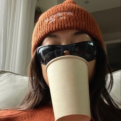 æ's profile picture