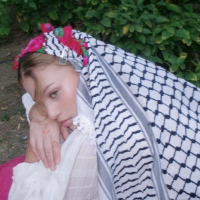 MENA's profile picture