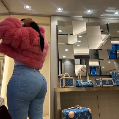 celeblove67's profile picture