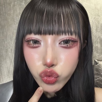 akiuranoura's profile picture