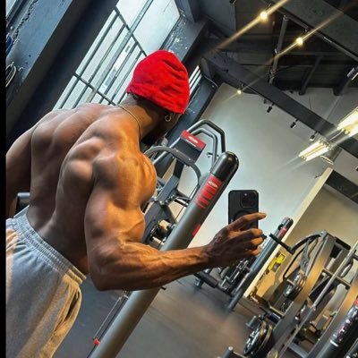 Sidya Oriis 🇸🇳🦈's profile picture