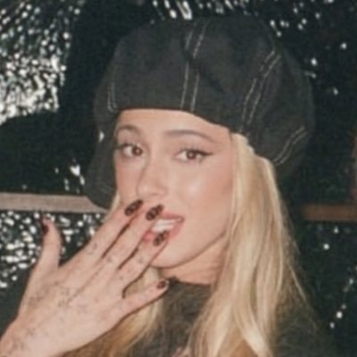 mandi⋆͛'s profile picture