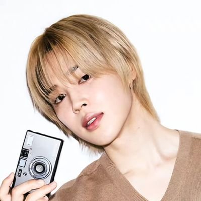 aninha⁷ 🩺 VAI VER O BTS's profile picture