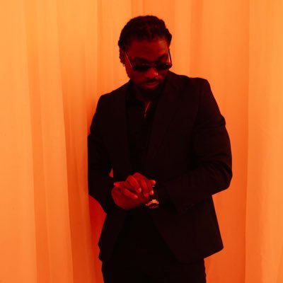 djvoyst's profile picture