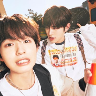 1004ontheRight's profile picture