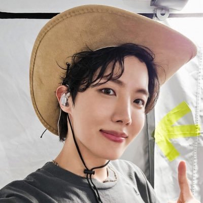 outrochimmy93's profile picture