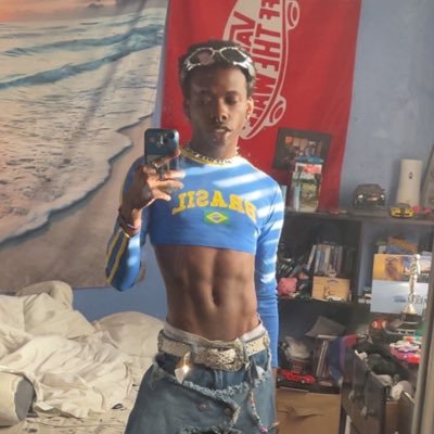slutwaistsk8ter's profile picture