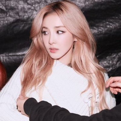 QueenDarong's profile picture