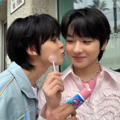 쿠냥즈 아카이브's profile picture