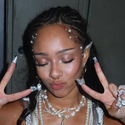 ley's profile picture