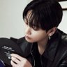 r's profile picture