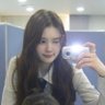 モンイ's profile picture