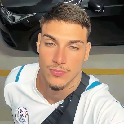🖤✨'s profile picture