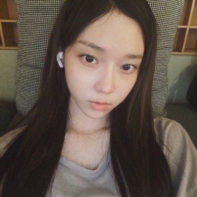 isabella chaconne's profile picture