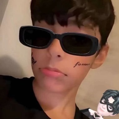 مراهق🫦's profile picture