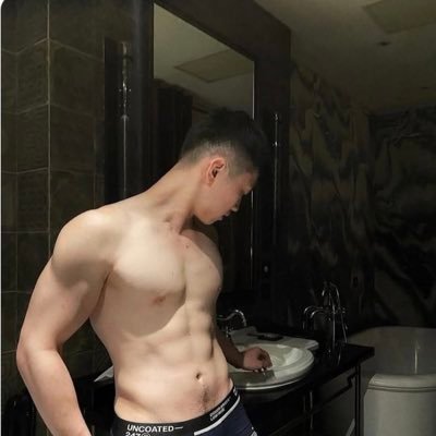 nbpygtop's profile picture