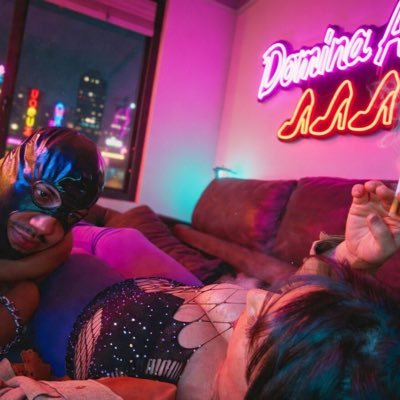👑 Domina AM 👑 👠 🚬's profile picture