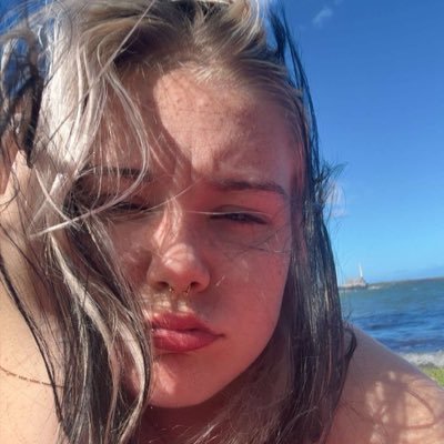 stonerfansx's profile picture