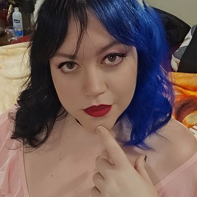 ✨️The Divine Enchantress✨️ HIATUS's profile picture