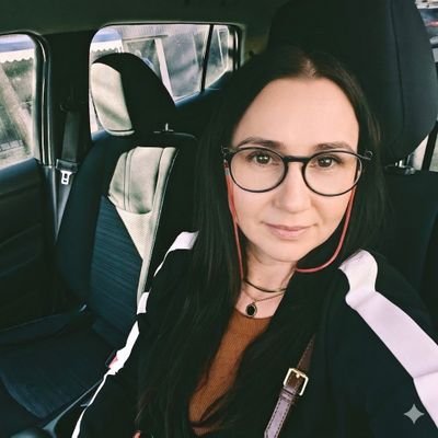 alenamok3's profile picture