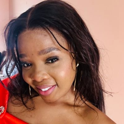 Nolwazieh_m's profile picture