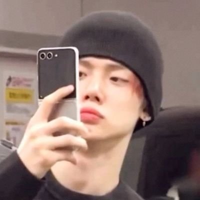 ˑ's profile picture