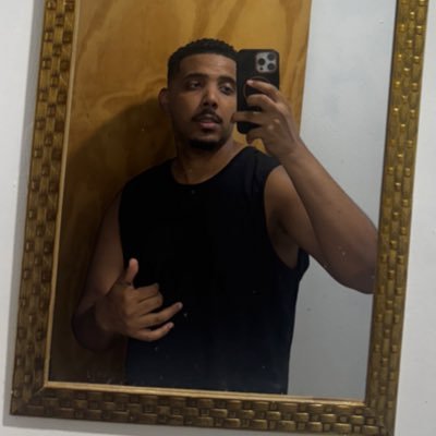 ToddyloverPapi_'s profile picture