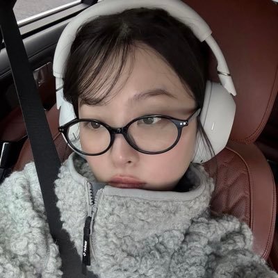 🍎's profile picture