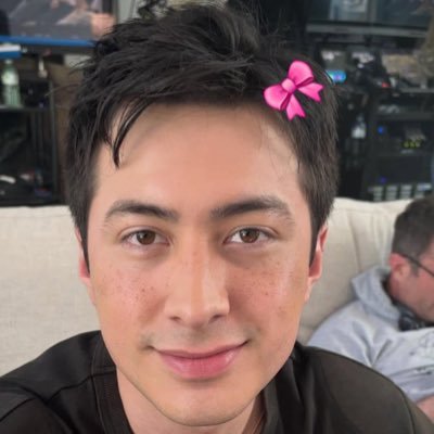 bookph0ria's profile picture
