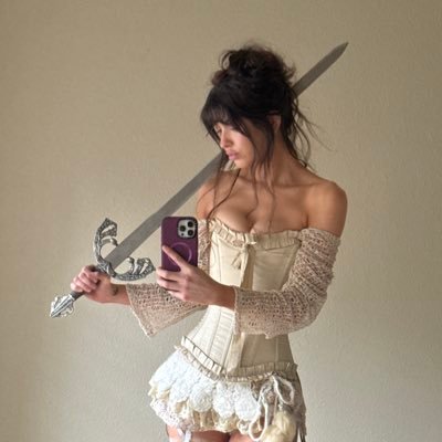 bimbologymajor's profile picture