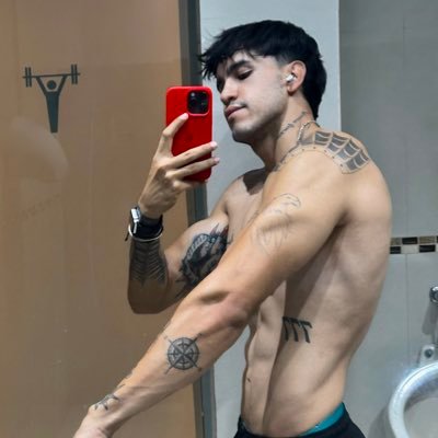Rodrigo Lopez's profile picture
