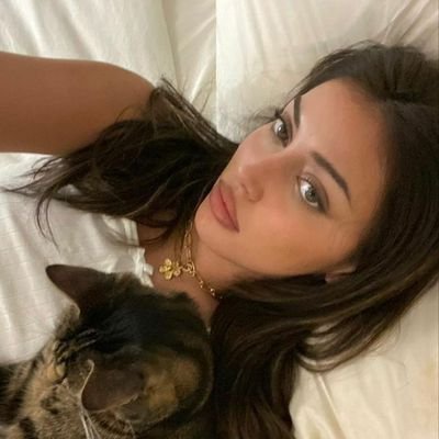 symplyamanda's profile picture