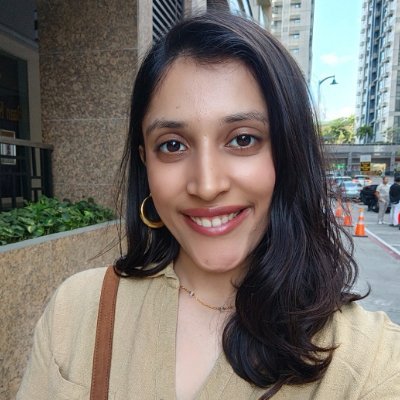 yoginispeaks's profile picture