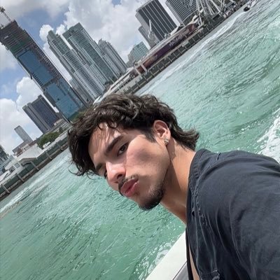 ediblezfm's profile picture