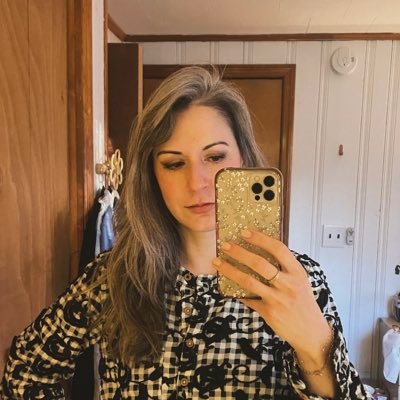 emily's profile picture
