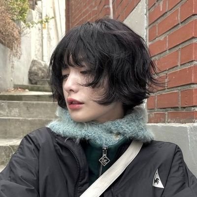 april | girl rules's profile picture