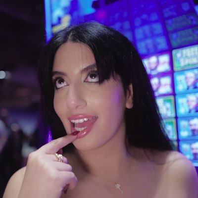 saraharabicfan's profile picture