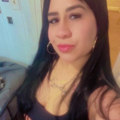 Brenliz Rodrz 👸🏻🖤's profile picture