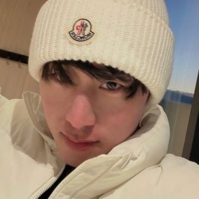 hrlyrvp's profile picture